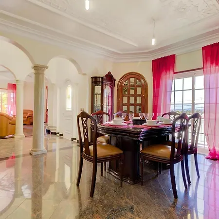 Wonderful 6 Bedroom Casa Santa Isabel Private Pool Ferragudo Villa *