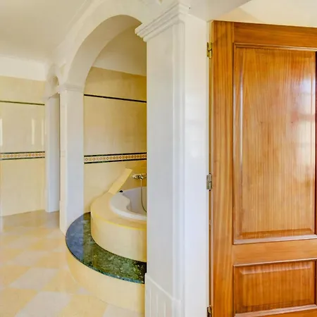 Wonderful 6 Bedroom Casa Santa Isabel Private Pool Ferragudo Parchal