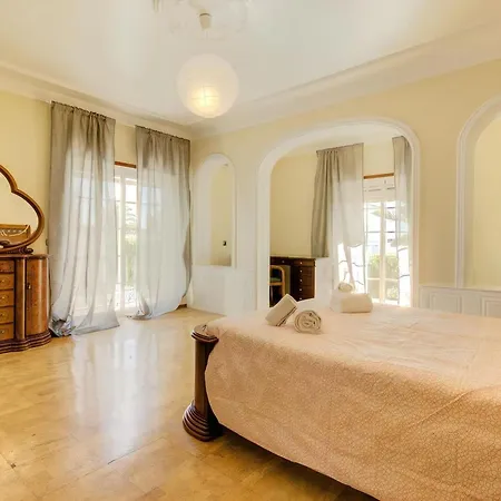Wonderful 6 Bedroom Casa Santa Isabel Private Pool Ferragudo Villa